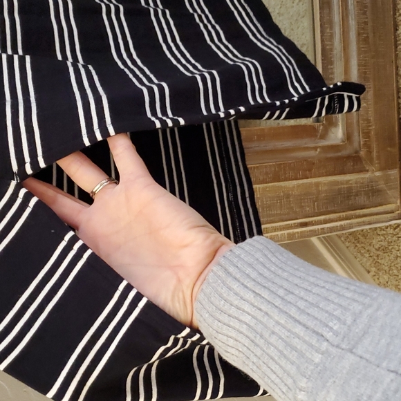 Banana Republic Tshirt midi dress - Picture 4 of 5